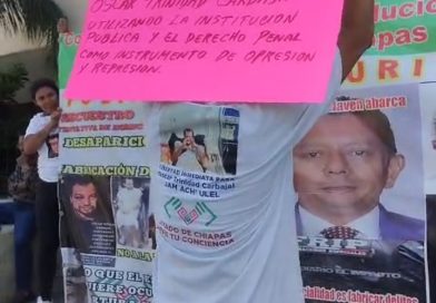 Caso Óscar Trinidad: reinstalan plantón a menos de un día de haberlo levantado Caso Óscar Trinidad: reinstalan plantón a menos de un día de haberlo levantado