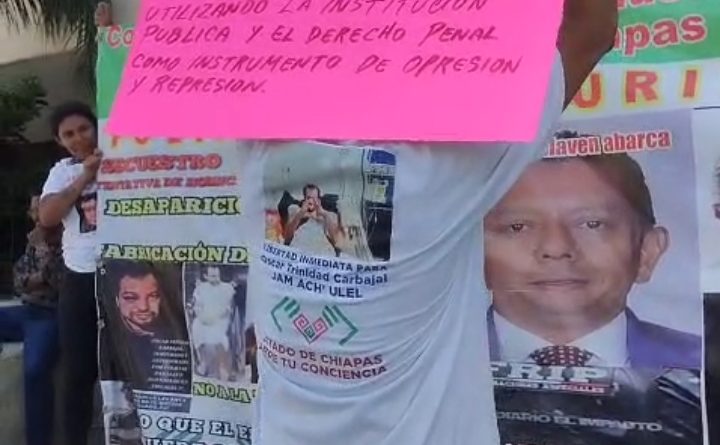 Caso Óscar Trinidad: reinstalan plantón a menos de un día de haberlo levantado Caso Óscar Trinidad: reinstalan plantón a menos de un día de haberlo levantado