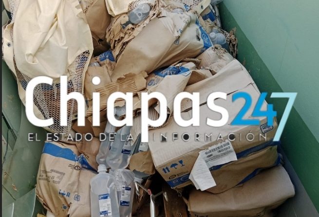 Mientras pacientes compran sueros, hospital deja insumos médicos echándose a perder en Cintalapa