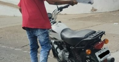 Choferes de aplicaciones alertan por percances frecuentes con motociclistas extranjeros sin documentación