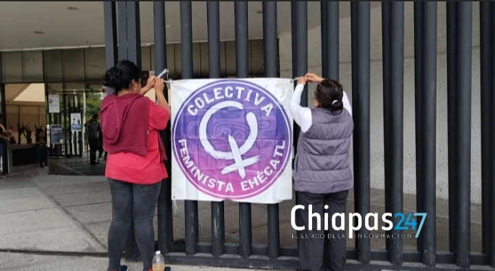 Denuncian “oscura actuación” de la FGE en caso de 2 jóvenes de Edomex “levantados” en Tuxtla Denuncian “oscura actuación” de la FGE en caso de 2 jóvenes de Edomex “levantados” en Tuxtla